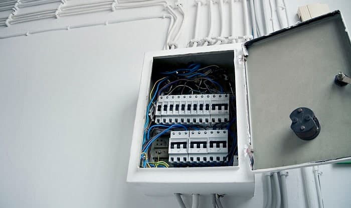 How to Change a Circuit Breaker from 15 to 20 Amp?