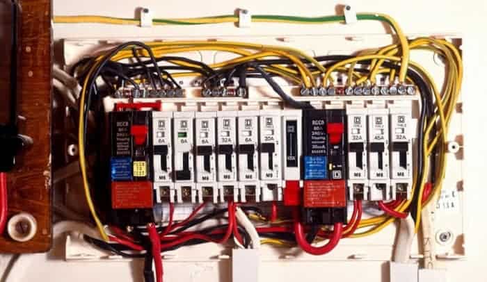 how to prevent circuit breakers from tripping