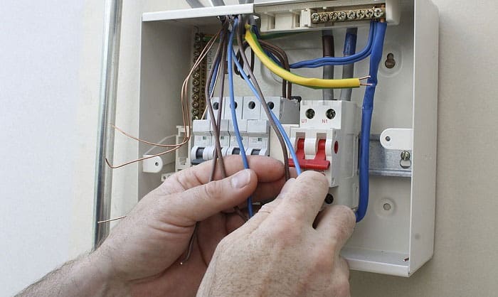 how much does it cost to replace a circuit breaker