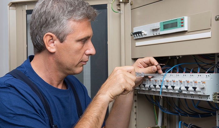 how to change a 30 amp breaker to a 50 amp breaker