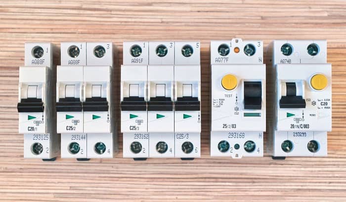 Single Pole Vs Double Pole Breaker Comparing Configurations