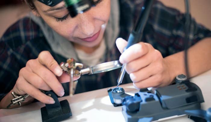 soldering-iron-stations