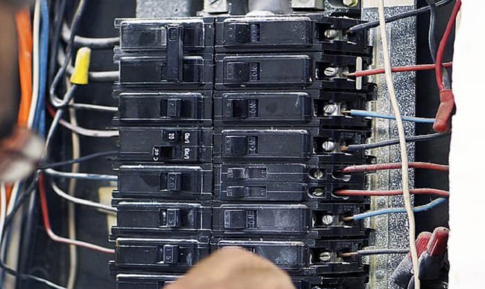 how-long-does-it-take-to-replace-a-circuit-breaker