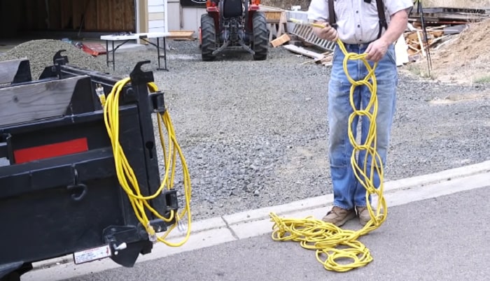 daisy-chain-electrical-cords