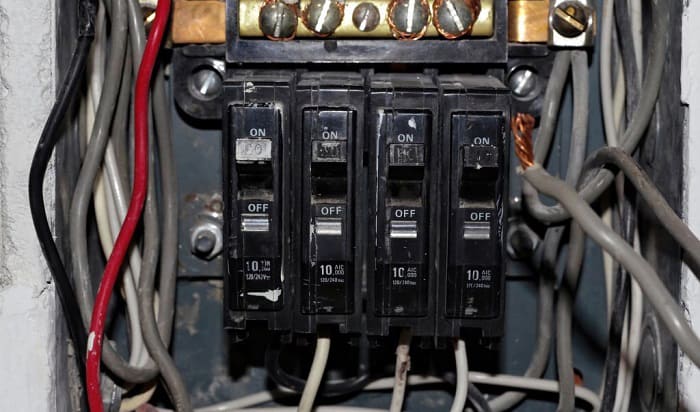 Fuse Box Vs Breaker Box Fuse Box Vs Breaker Box