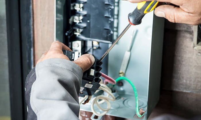 how to install a subpanel breaker box