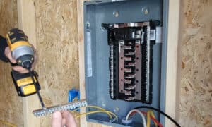 how much does it cost to install a subpanel