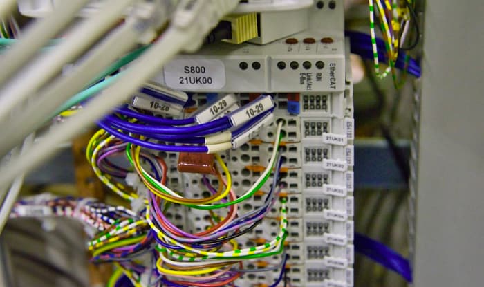 16-gauge-wire-amps