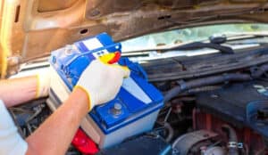 how many amp does a car battery have