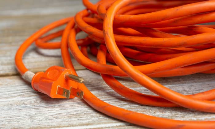 use-a-heavy-duty-extension-cord-with-space-heater