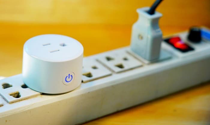 smart-plugs-safe